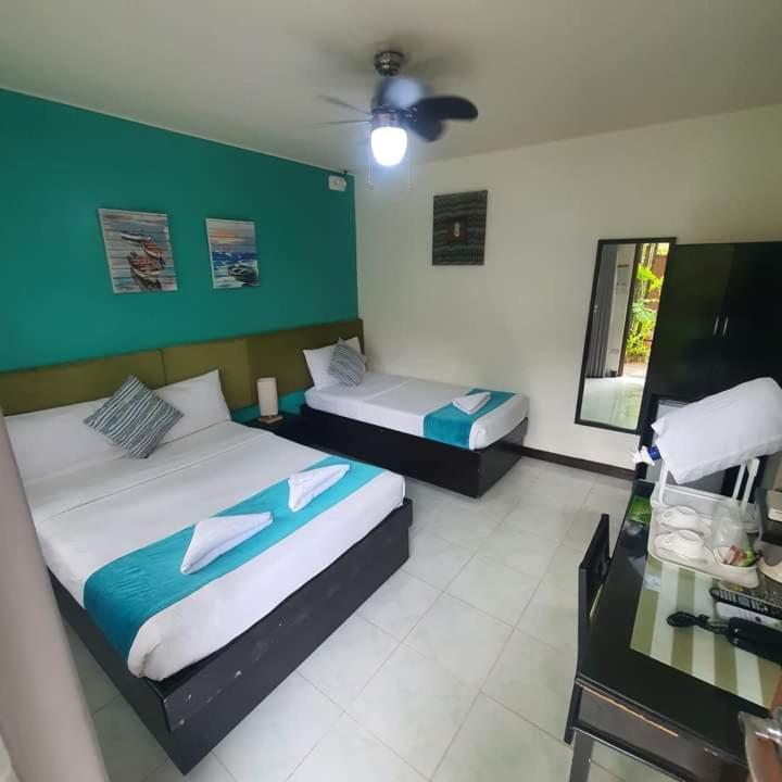 Residencia Boracay Hotel Balabag  Exterior photo