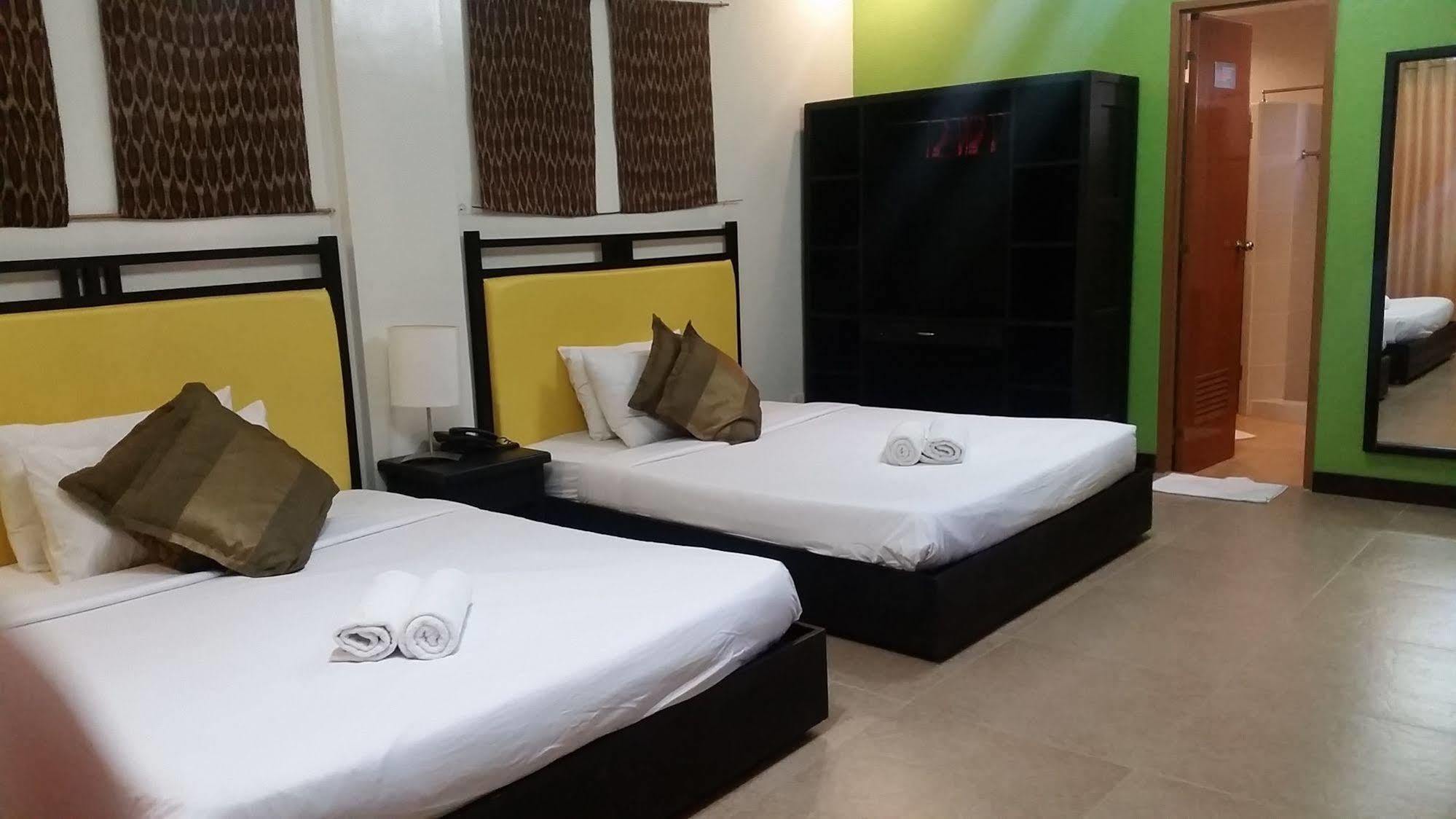 Residencia Boracay Hotel Balabag  Exterior photo