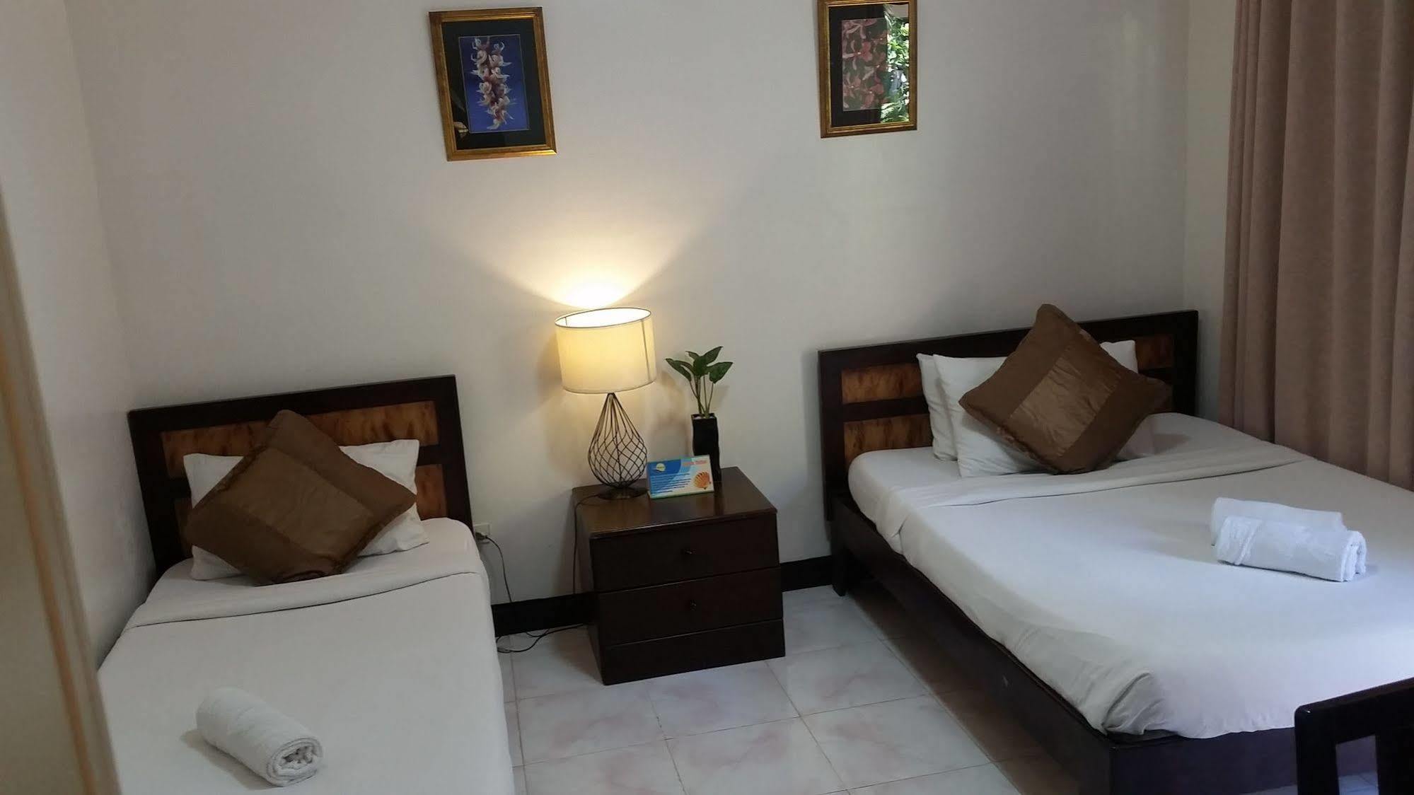 Residencia Boracay Hotel Balabag  Exterior photo